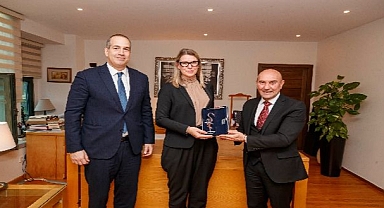Başkan Tunç Soyer İsveç heyetini ağırladı