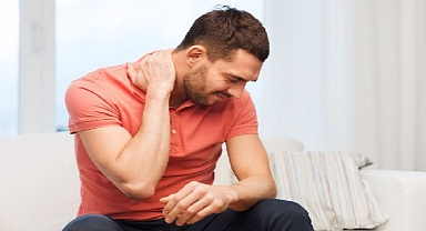 Boyun Ağrısı Ciddi Hastalıkların Sinyali Olabilir!