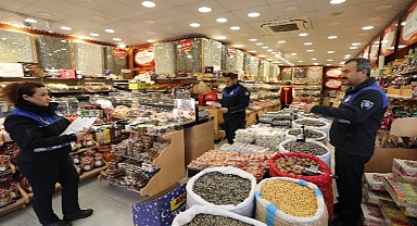 Menderes’te Yılbaşı Öncesi Denetimler Arttı