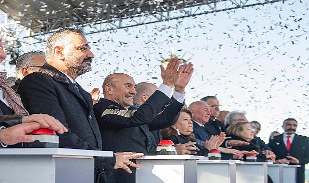 İlk sözümüzde, son sözümüzde, son nefesimizde İzmir!