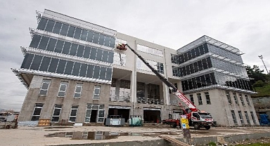 İzmir Büyükşehir Belediyesi Ek Hizmet Binasına Kavuşuyor