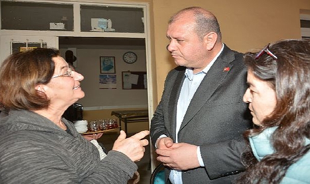 CHP’li Çiçek Ziyaretlerini Sürdürüyor