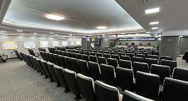 İESOB’nin çağdaş salonu hizmete girdi…