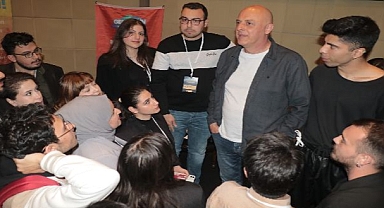 Özlale’den gençlere tam destek 