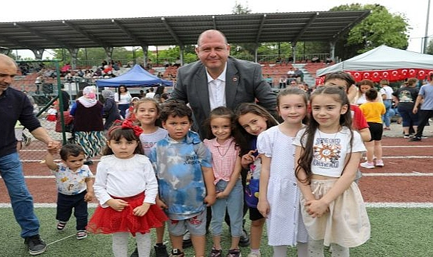 Menderes Belediyesi’nden Şarjı Bitmeyen Oyunlar