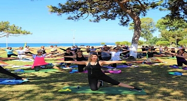 Yeşil ve Mavinin Buluştuğu Noktada Pilates Keyfi