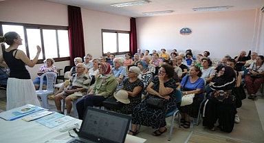 Konak’ta Sağlıklı Hizmet Yayılıyor: ‘İleri Yaş’ Kursiyerlerine Ücretsiz Tarama