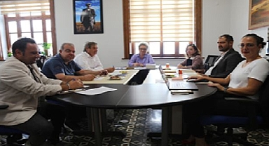 İzmir Kent Kitaplığı