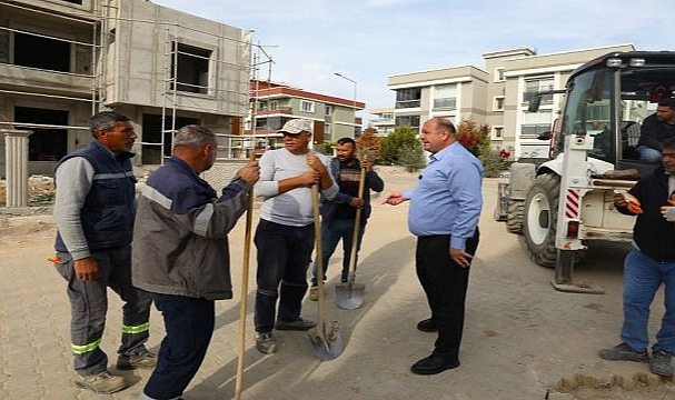 Menderes’te Yollar Yenileniyor