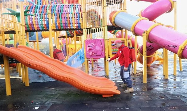 Parklar Dezenfekte Edildi