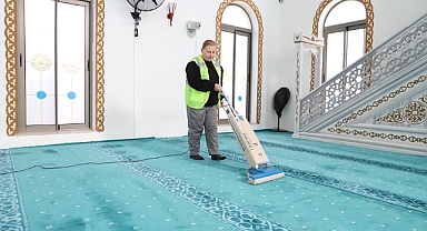 Menderes’te Camiler Ramazan’a Hazırlanıyor