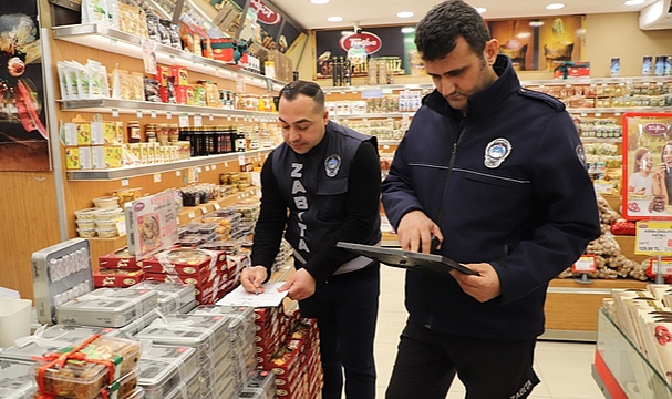 Menderes Zabıtasından Yılbaşı Denetimi